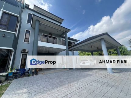 Three Storey Bungalow Saujana Impian Golf & Country Resort Kajang, Selangor, Kajang