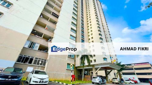 Aman Heights Condominium, Taman Bukit Serdang, Seri Kembangan, Selangor, Seri Kembangan