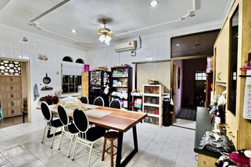 Taman Setia Jaya, Banting