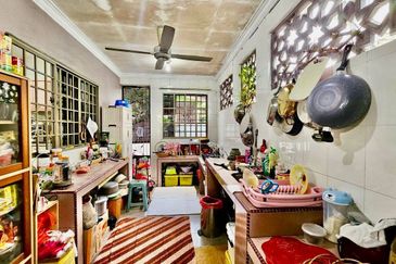 Taman Setia Jaya, Banting