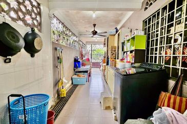 Taman Setia Jaya, Banting