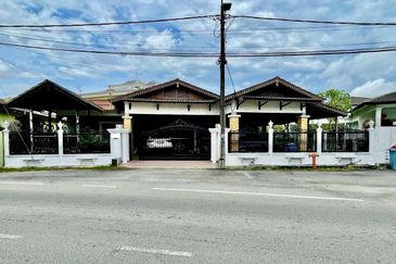 Taman Setia Jaya, Banting