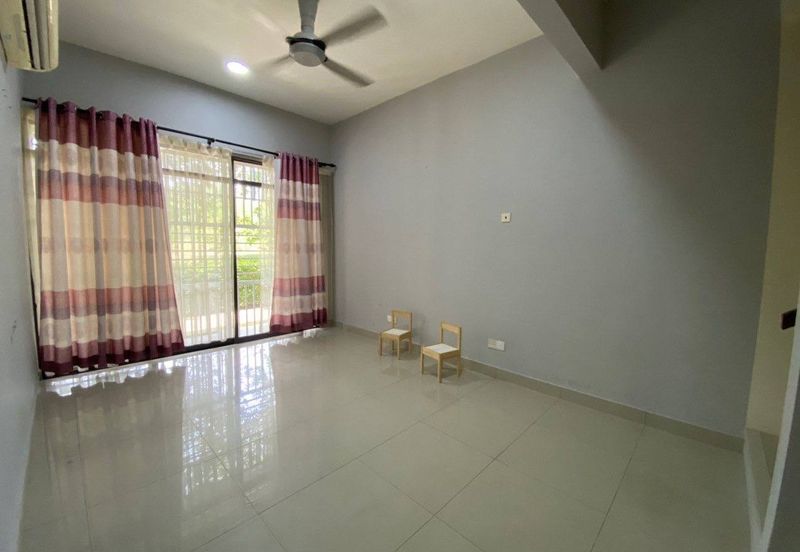 Crescent Park Townvilla