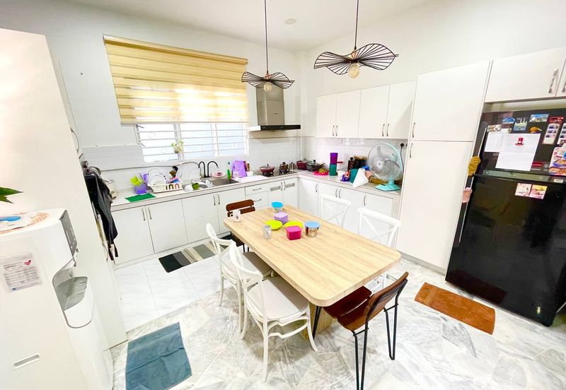 Taman Desa Keramat AU2