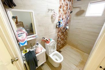 Taman Desa Keramat AU2