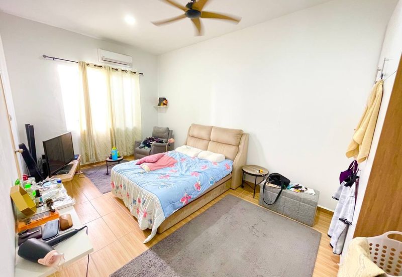 Taman Desa Keramat AU2