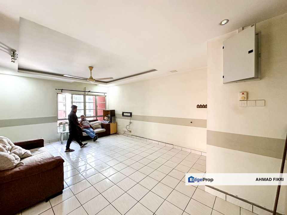 [ CORNER UNIT] [ LEVEL 3 ] Apartment Kelana Impian, Kelana Jaya., Selangor, Petaling Jaya