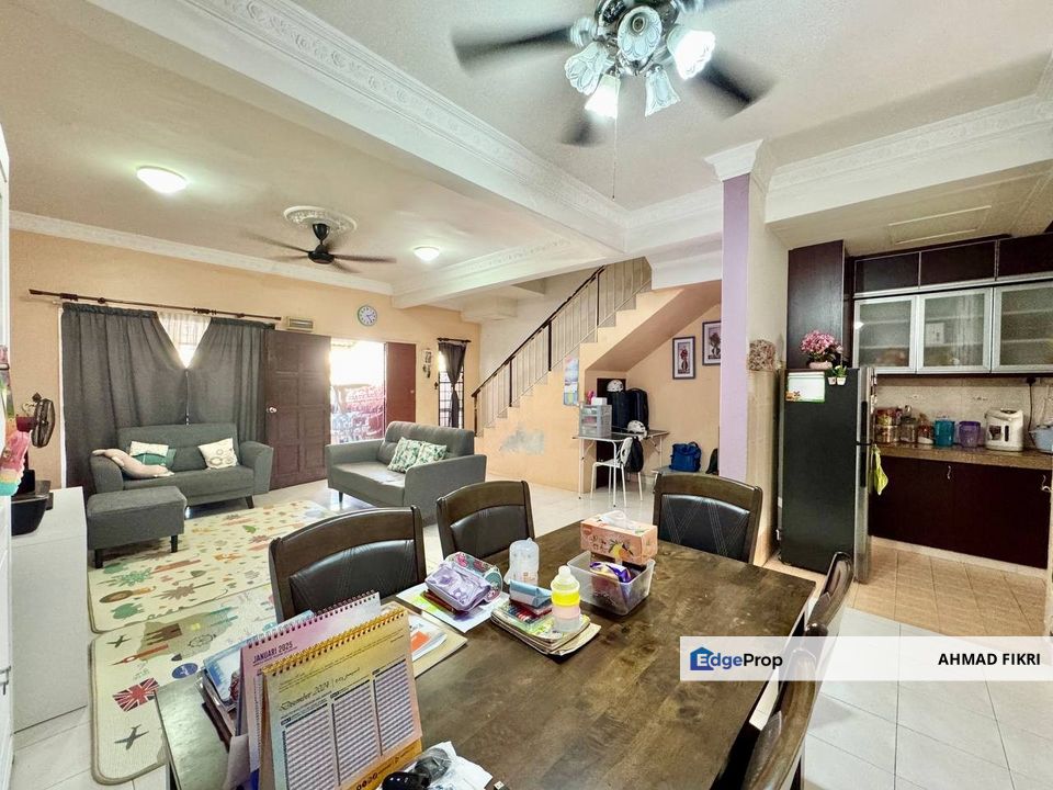 [ 20x70 ] Double Storey Terrace Taman Seri Pristana Saujana Utama Sungai Buloh Selangor, Selangor, Sungai Buloh