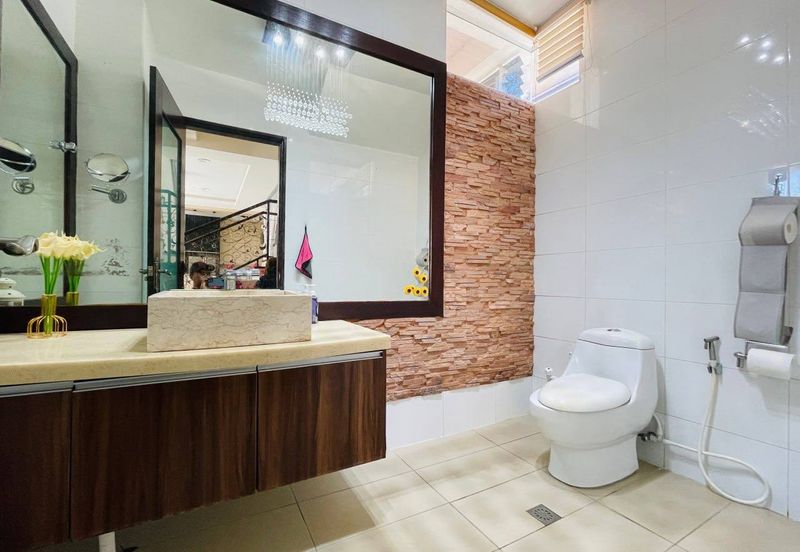 Bandar Mahkota Cheras