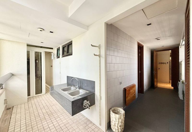 The Binjai on The Park