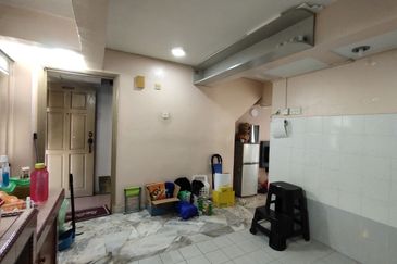 D Puncak Suasana Apartment