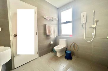 Parkfield Residences, Tropicana Heights