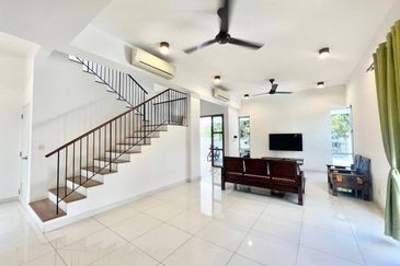 Parkfield Residences, Tropicana Heights