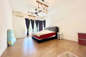 Parkfield Residences, Tropicana Heights