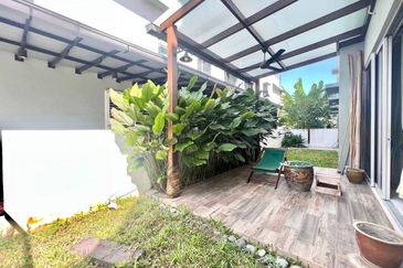 Parkfield Residences, Tropicana Heights