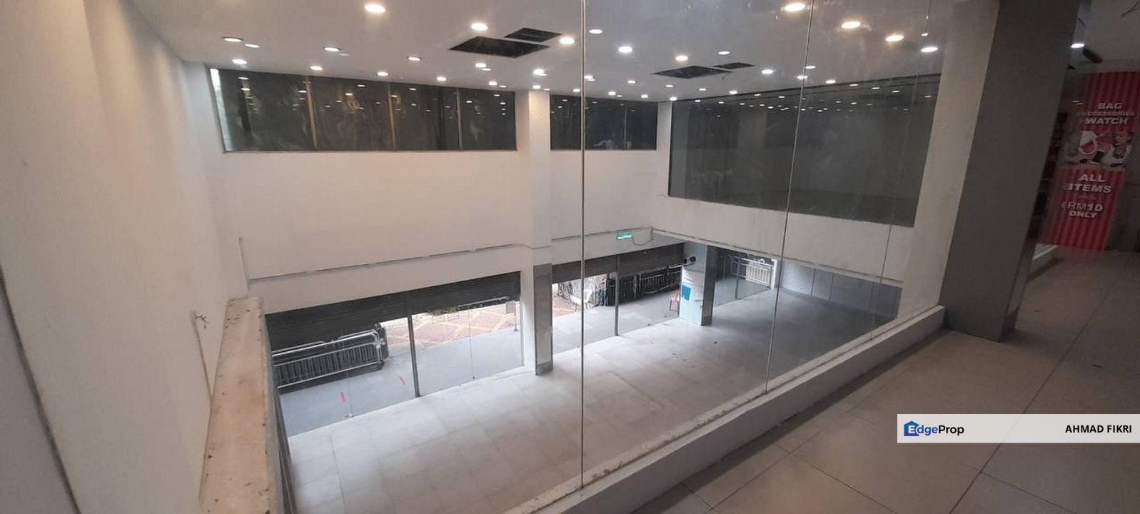 Commercial Building in Petaling Street, Chinatown Kuala Lumpur., Kuala Lumpur, Brickfields