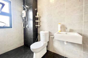 Akasia Encorp Cahaya Alam @ Seksyen U12