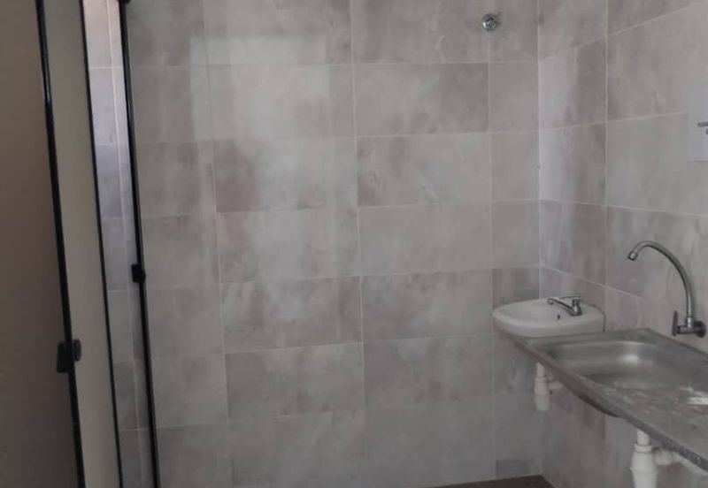 Kenwingston Square Garden