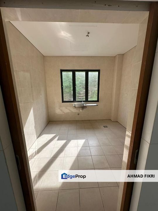 [ SPACIOUS LAND ] Exclusive Double Storey Bungalow @ Kayangan Heights, Shah Alam , Selangor, Shah Alam