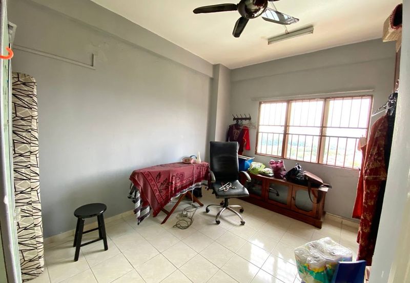 Pangsapuri Damai Mewah B