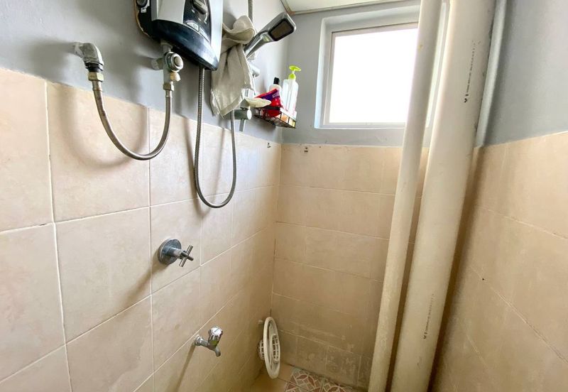 Pangsapuri Damai Mewah B