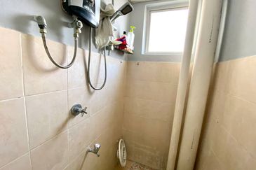 Pangsapuri Damai Mewah B