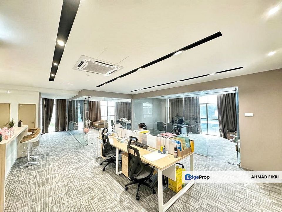 Sungai Long Kajang Busiman Business Park Three Storey Factory Semi Detached , Selangor, Kajang