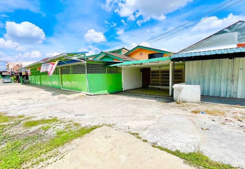 Jalan Bukit Kemuning