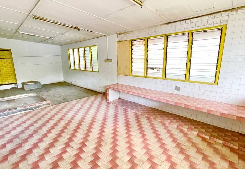 Jalan Bukit Kemuning