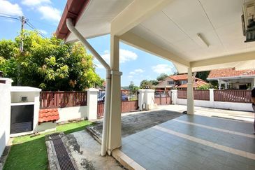 Aneka 43 @ Taman Desa Utama, Kajang