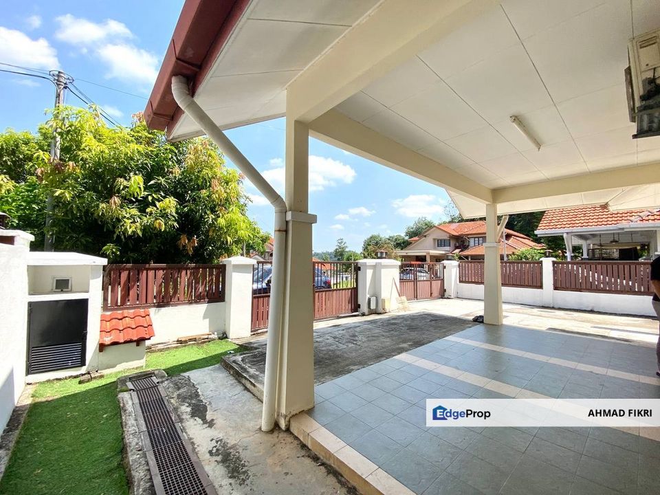 Taman Desa Utama Sg Merab Kajang Double Storey Semi Detached House , Selangor, Sepang
