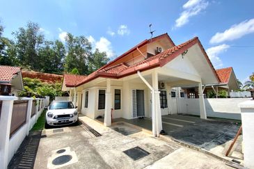 Aneka 43 @ Taman Desa Utama, Kajang