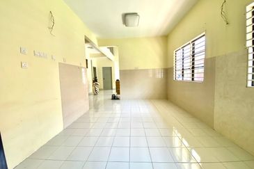 Aneka 43 @ Taman Desa Utama, Kajang