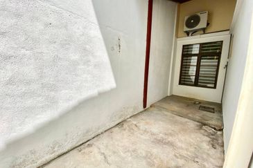 Aneka 43 @ Taman Desa Utama, Kajang