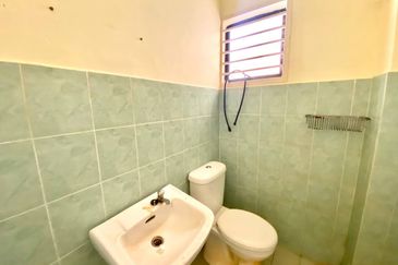 Aneka 43 @ Taman Desa Utama, Kajang