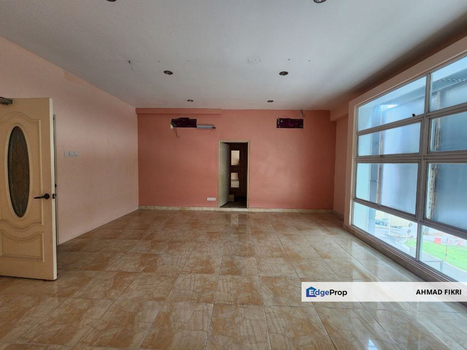 Seksyen 13 Shah Alam Office Lot [ FACING MAINROAD ] Laman Seri Business Park, Selangor, Shah Alam
