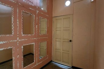 Laman Seri Business Park