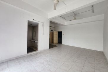 Laman Seri Business Park