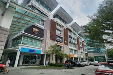 Laman Seri Business Park