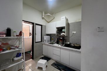 Residensi Zamrud (Zamrud Residensi)