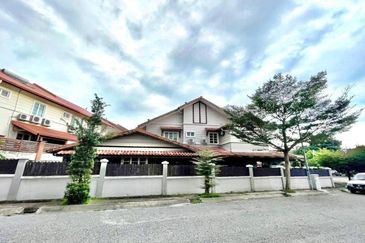 Avenue 2, Lake Valley