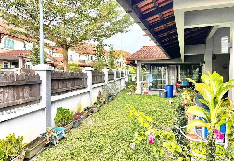 Avenue 2, Lake Valley