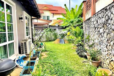 Avenue 2, Lake Valley