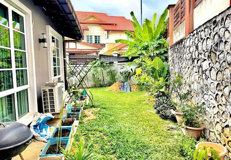 Avenue 2, Lake Valley