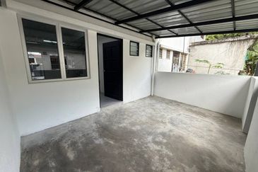 Taman Tasik Semenyih (Lake Residence)