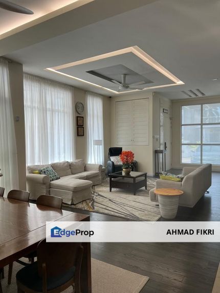 Renovated 3-Storey Semi-D  Luxury Living @ Saujana Glenmarie, Selangor, Shah Alam