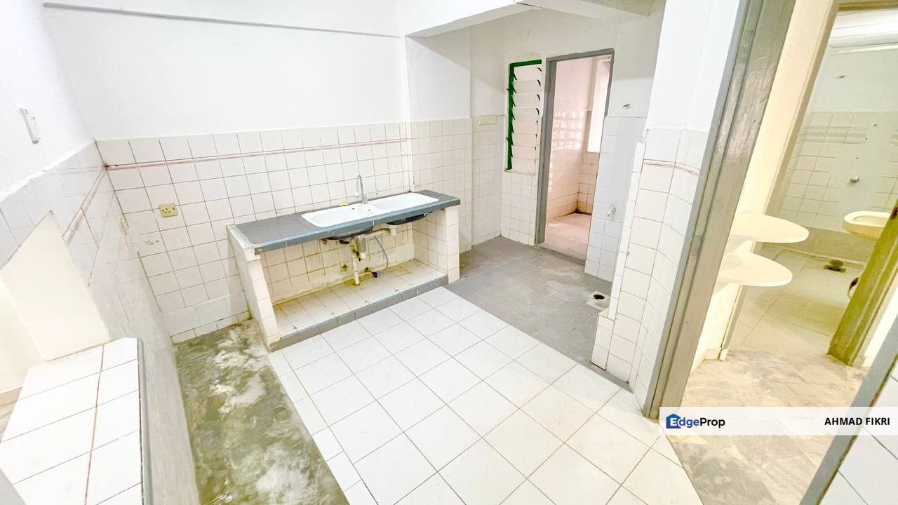 The Palladium Condominium [ LEVEL 1 ] [ CORNER UNIT ] Jalan Gurney Kuala Lumpur HUGE BALCONY, Kuala Lumpur, Keramat