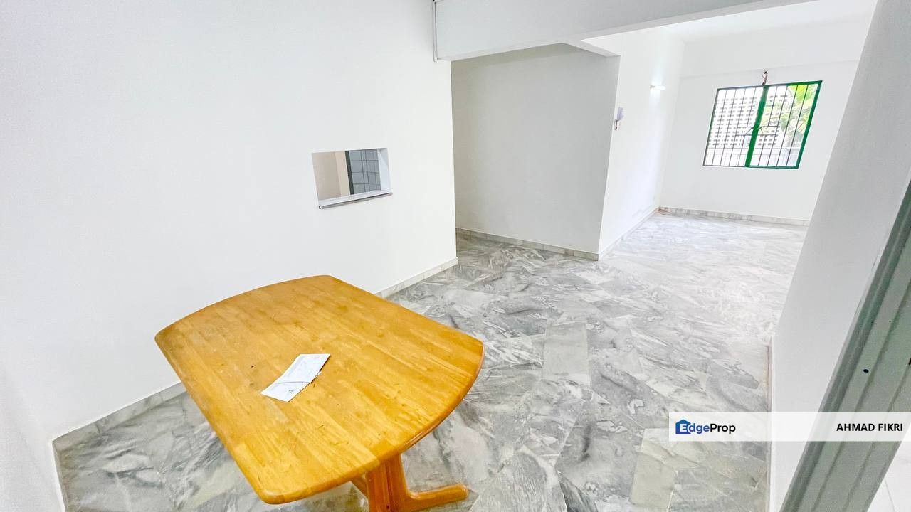 The Palladium Condominium [ LEVEL 1 ] [ CORNER UNIT ] Jalan Gurney Kuala Lumpur HUGE BALCONY, Kuala Lumpur, Keramat