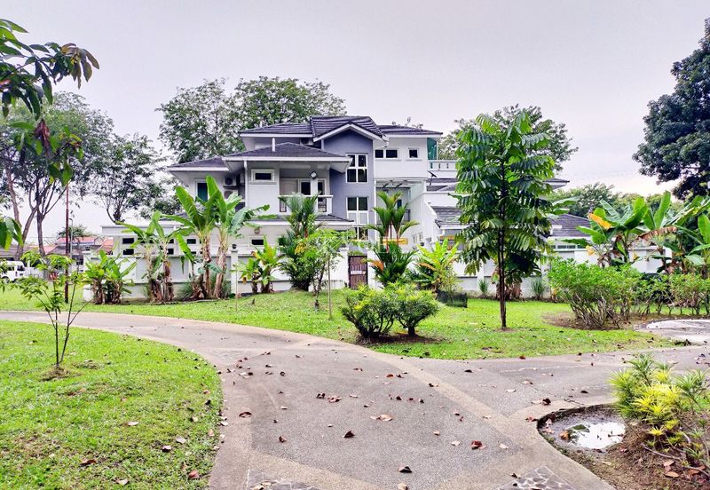 Seksyen 10, Shah Alam