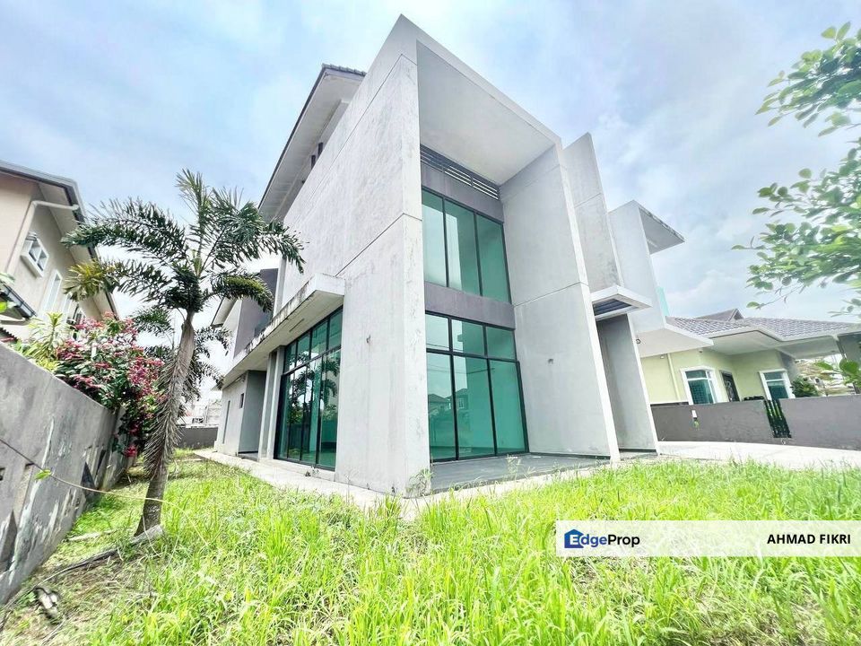 Taman Universiti @ Bangi [ COMPLETE WITH CF ] 2.5 Storey Bungalow Selangor, Selangor, Kajang